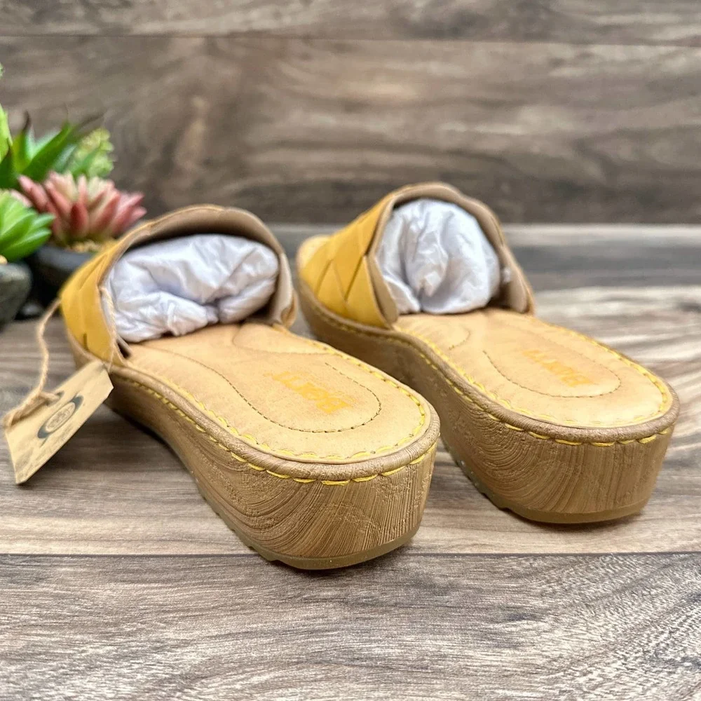 NIB Born Aleah 9M 40.5 Yellow Leather Slide Sandals - Picture 4 of 10